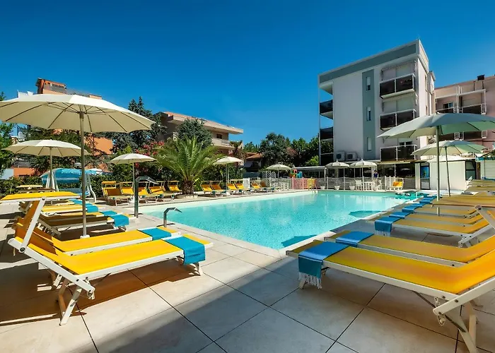 Tre Rose Hotel 3*