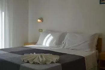 Отель Tre Rose 3*